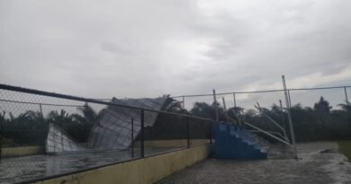 Dikerjakan CV. Aditya Nugraha, Sarpras Olahraga di Talang Nangka Ambruk