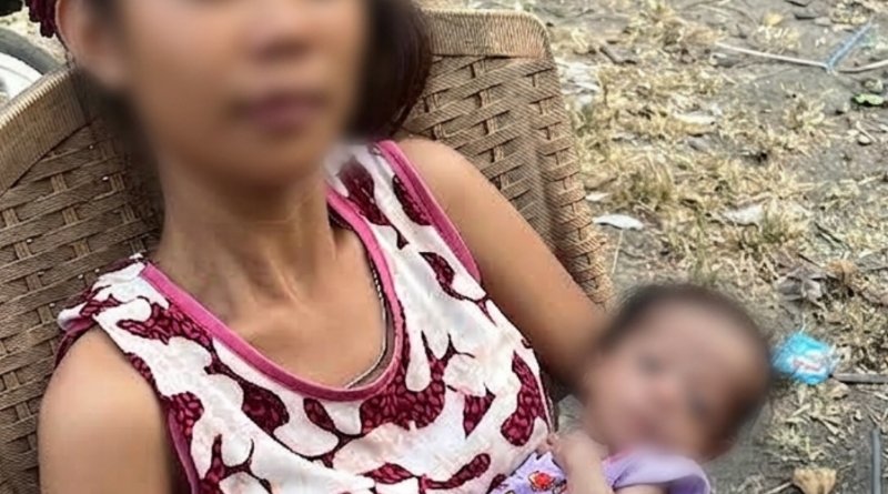 Ibu dan Sang Bayi Yang Menderita Gizi Buruk (Sumber: Narsum Media*) 