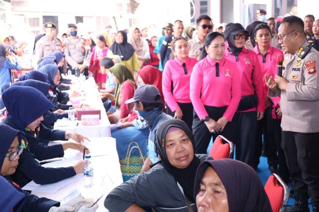 Bhayangkari Peduli Jangkau Pulau Borang, Perkuat Kesehatan dan Ketahanan Sosial Warga Pesisir Sumsel